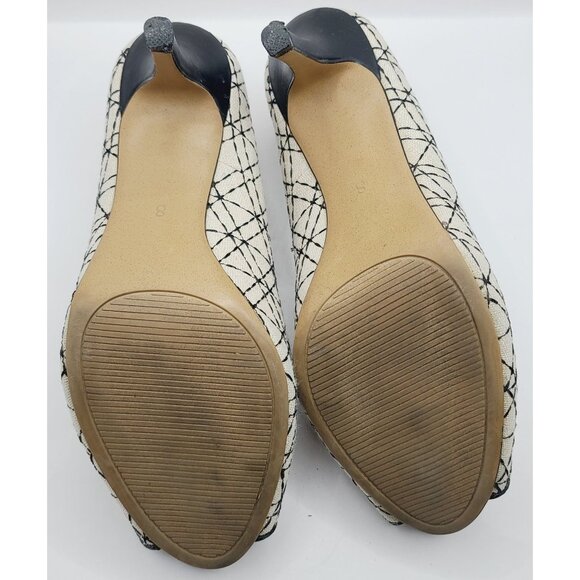 Coach And Four Beige & Black Geometric Peep-Toe Heels Size 8 Canvas 3" Stiletto - Picture 13 of 15